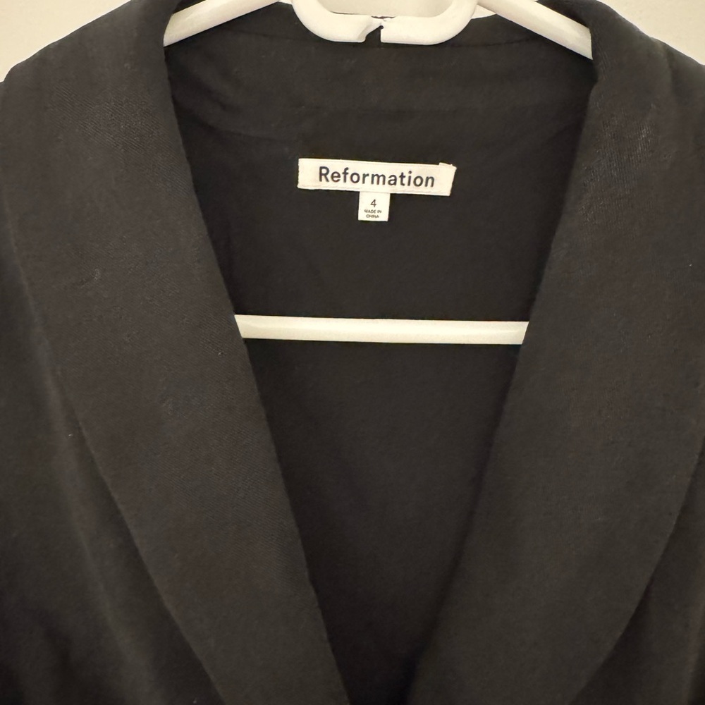 Reformation Black Vest with black/gold buttons - Picture 5 of 5